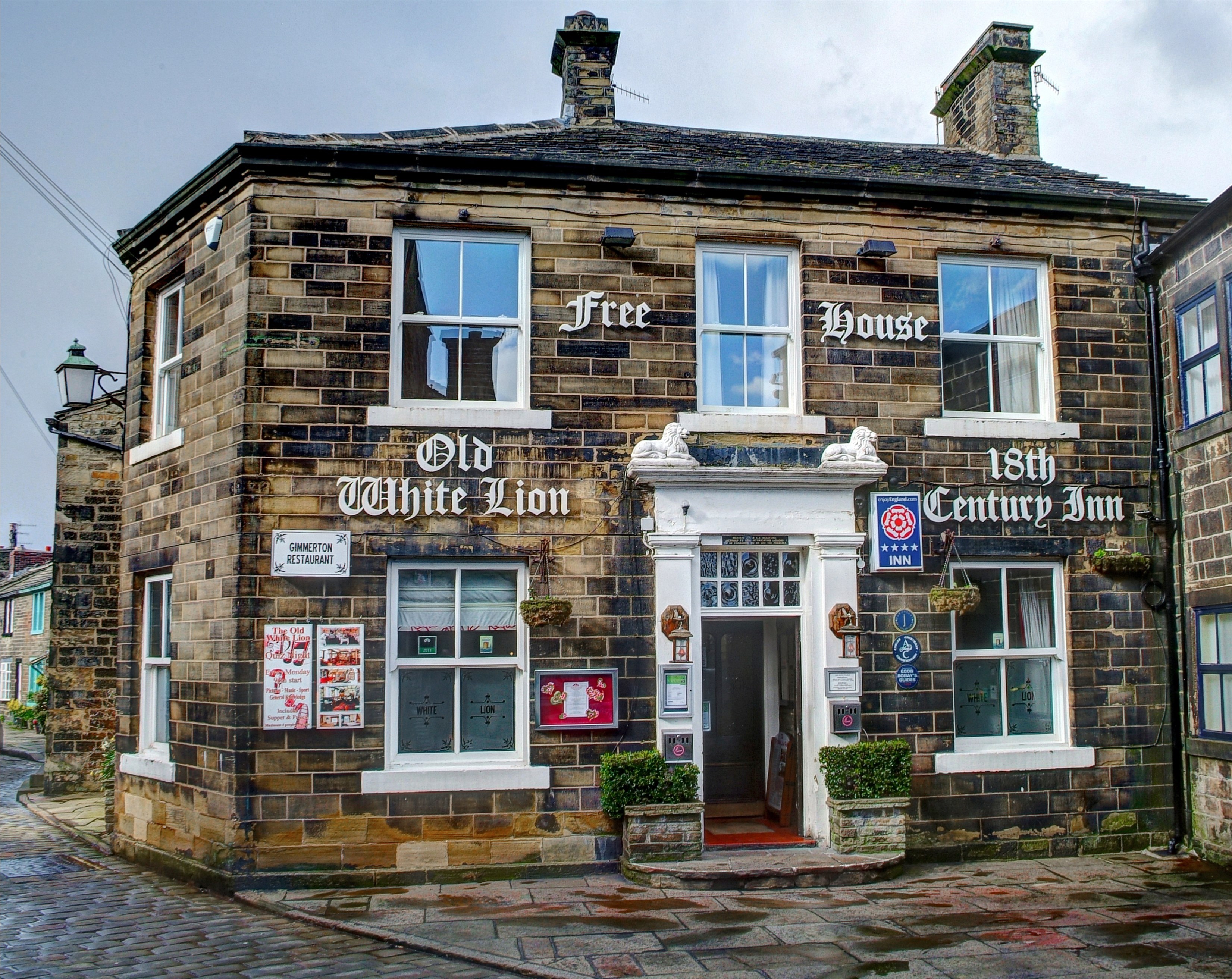 Old White Lion Hotel